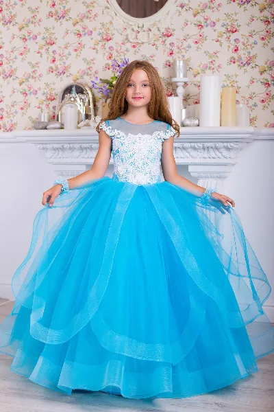 Elegant dress for the girl 10782