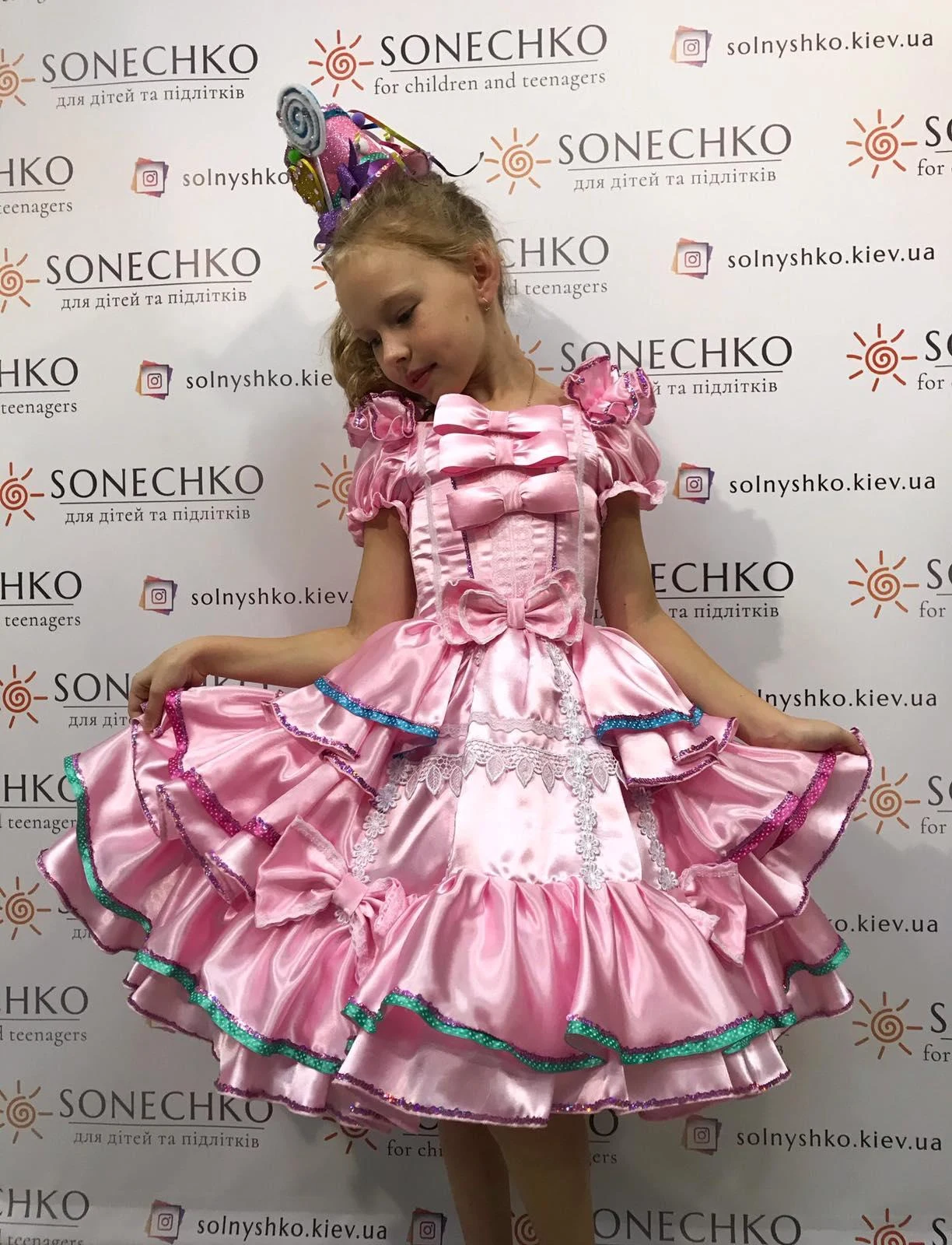 Карнавальный костюм для девочки Королева Пирожное, Конфетка Стиль