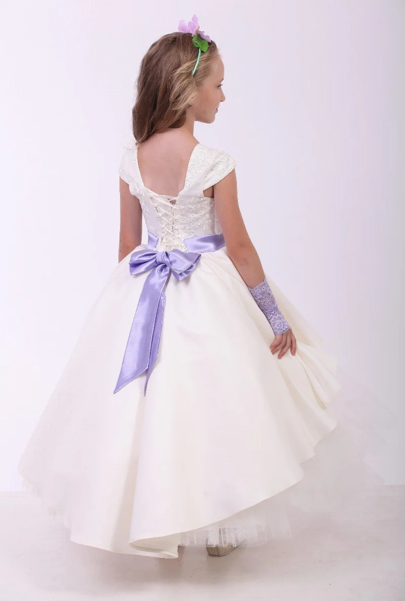 Elegant dress for the girl Pionia Fatin Ivory