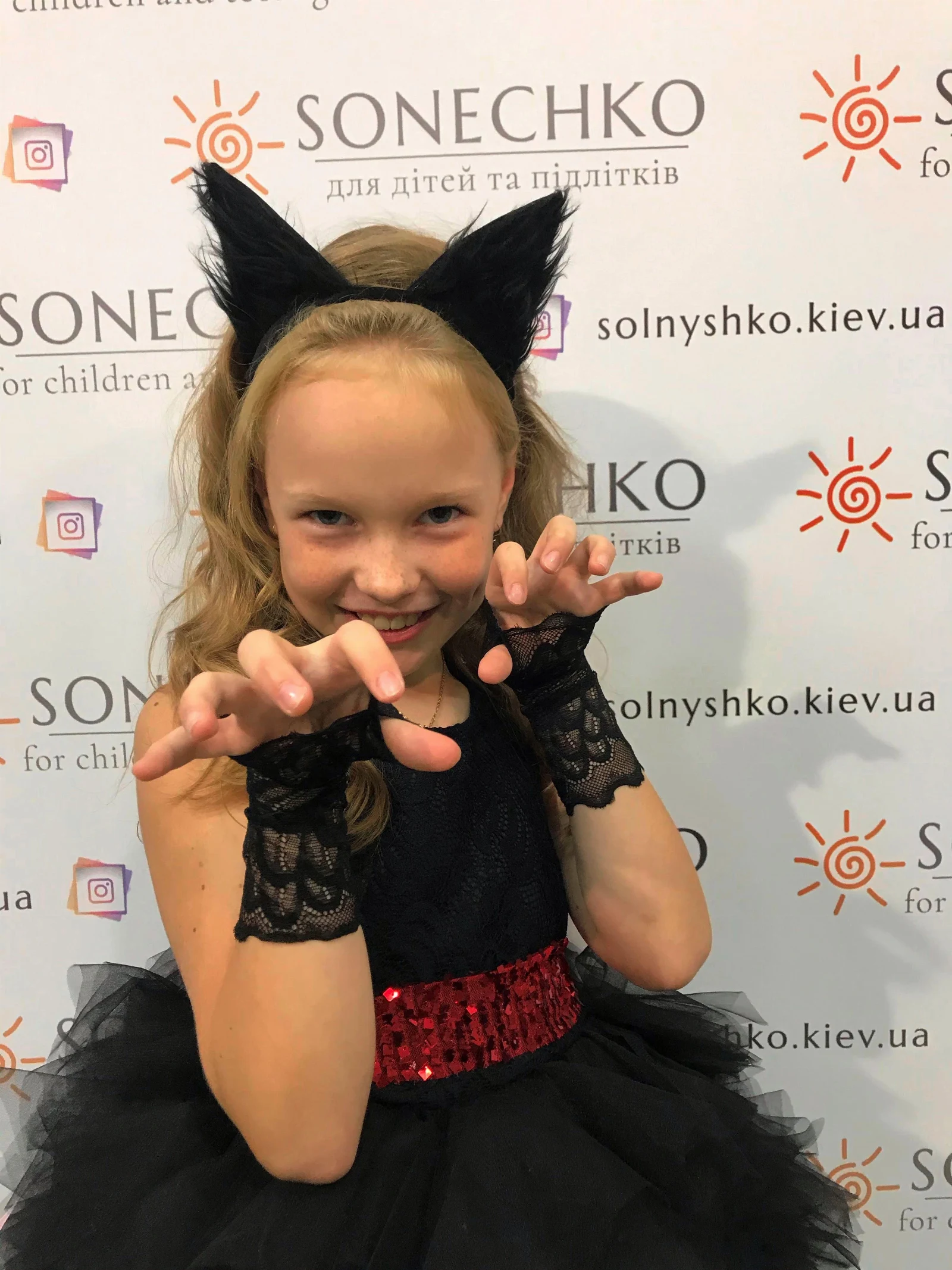 Карнавальний костюм для дівчинки Кішка чорна
