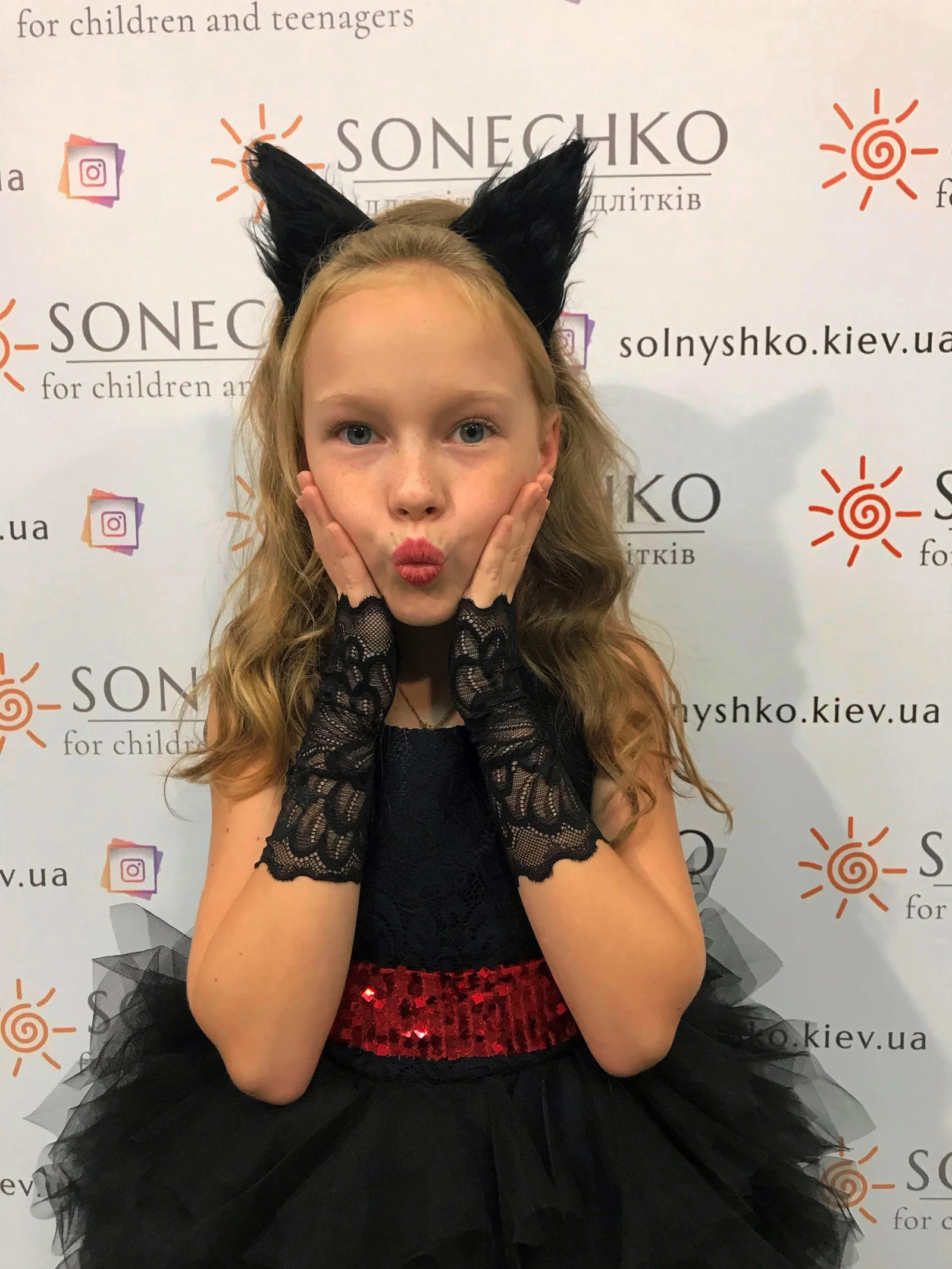 Карнавальний костюм для дівчинки Кішка чорна