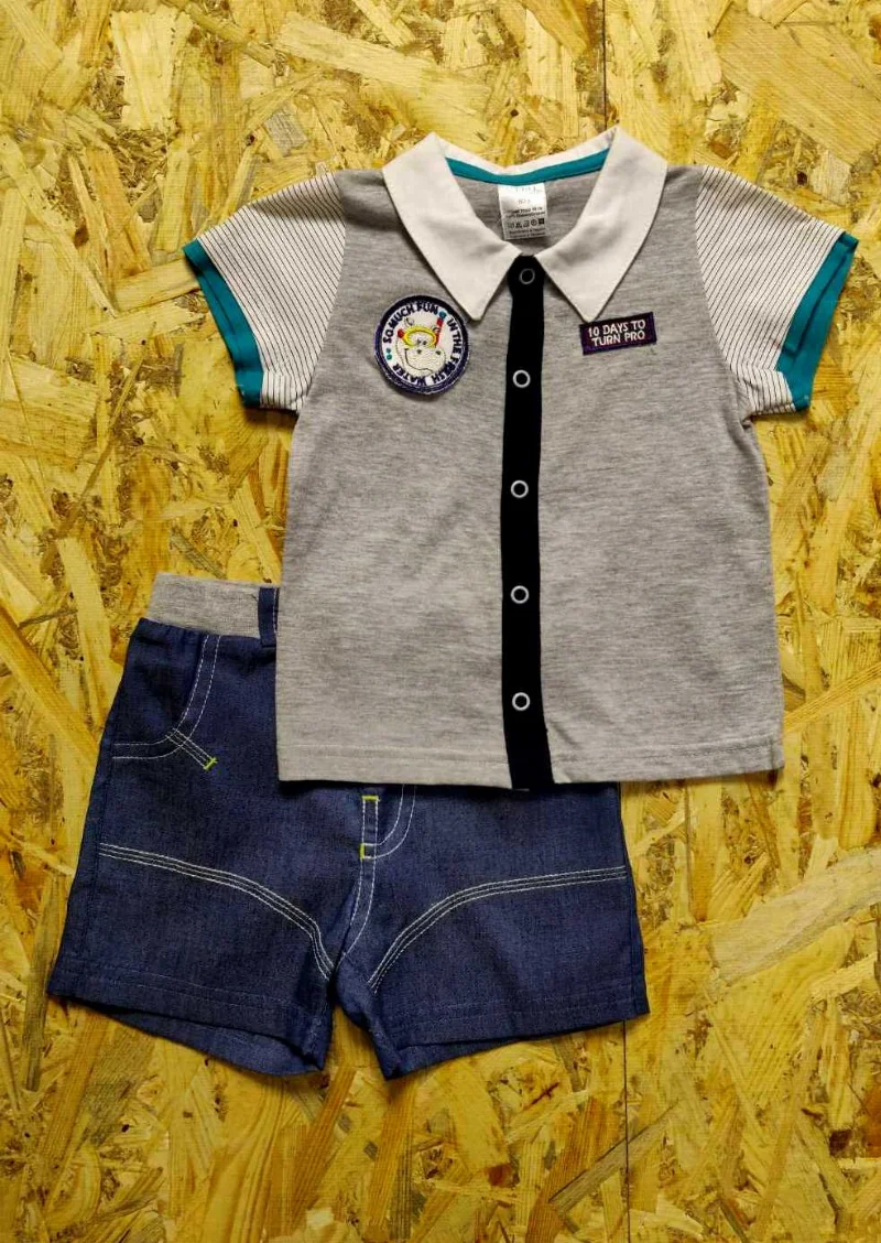 Set (t-shirt and shorts) for the boy 42083 Garden Baby