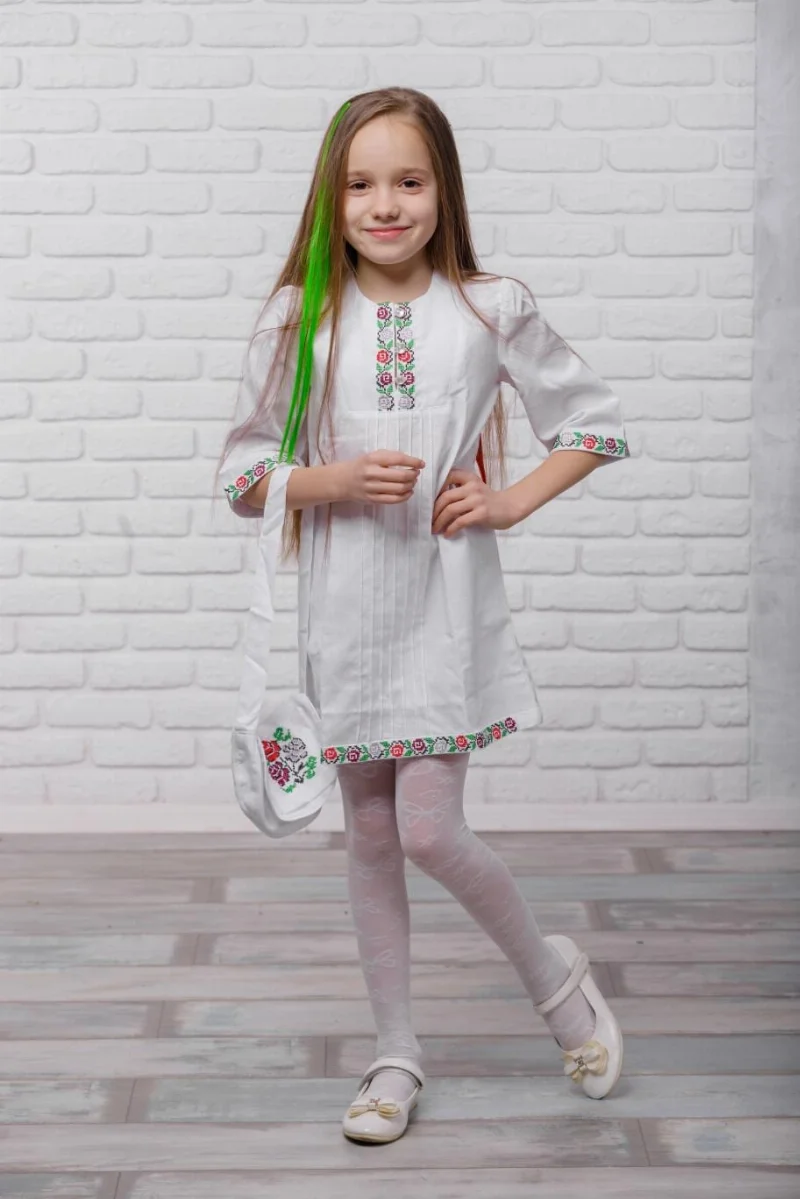 Футболка вишиванка Веселка