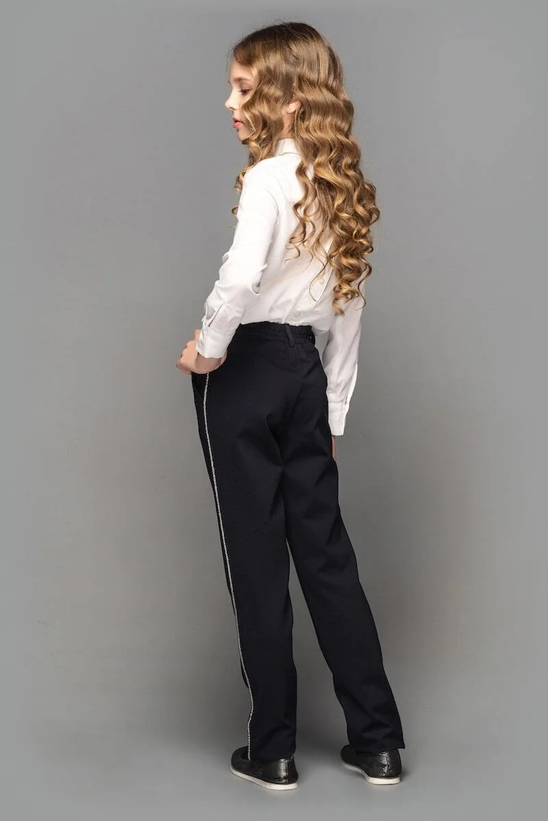 Molly's pants black