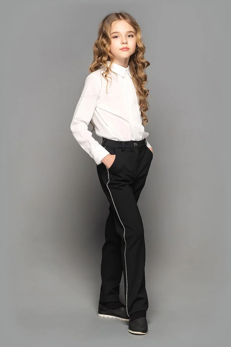 Molly's pants black