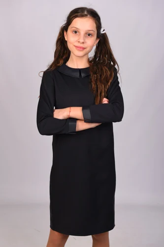 Сукня шкільне 38 чорне