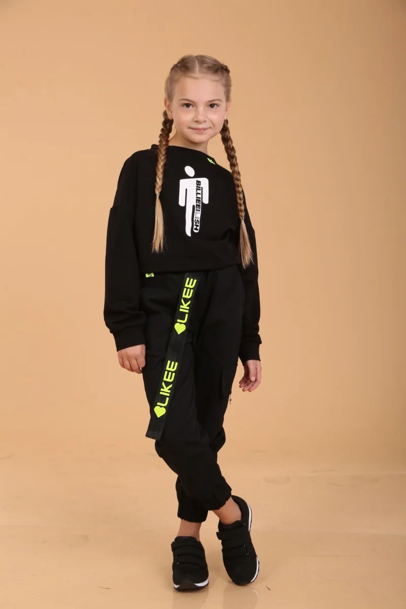 Batnik Billie Eilish with little man black and light green