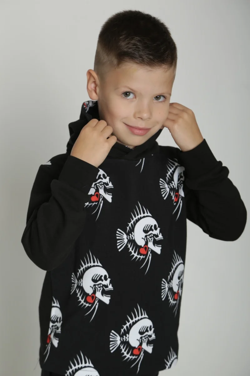 Худі Піраньї з сердечком чорне