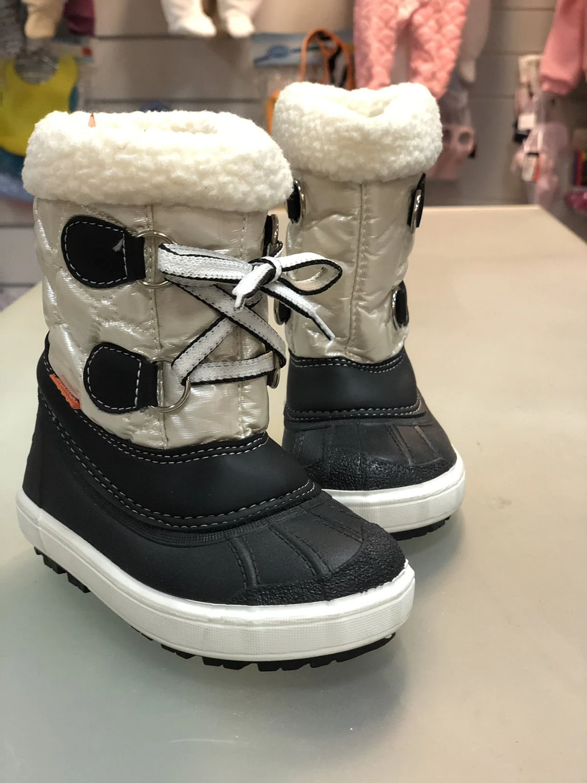 Сапоги зимние - сноубутсы - дутики детские Demar Furry 1500/1530 (перламутр)