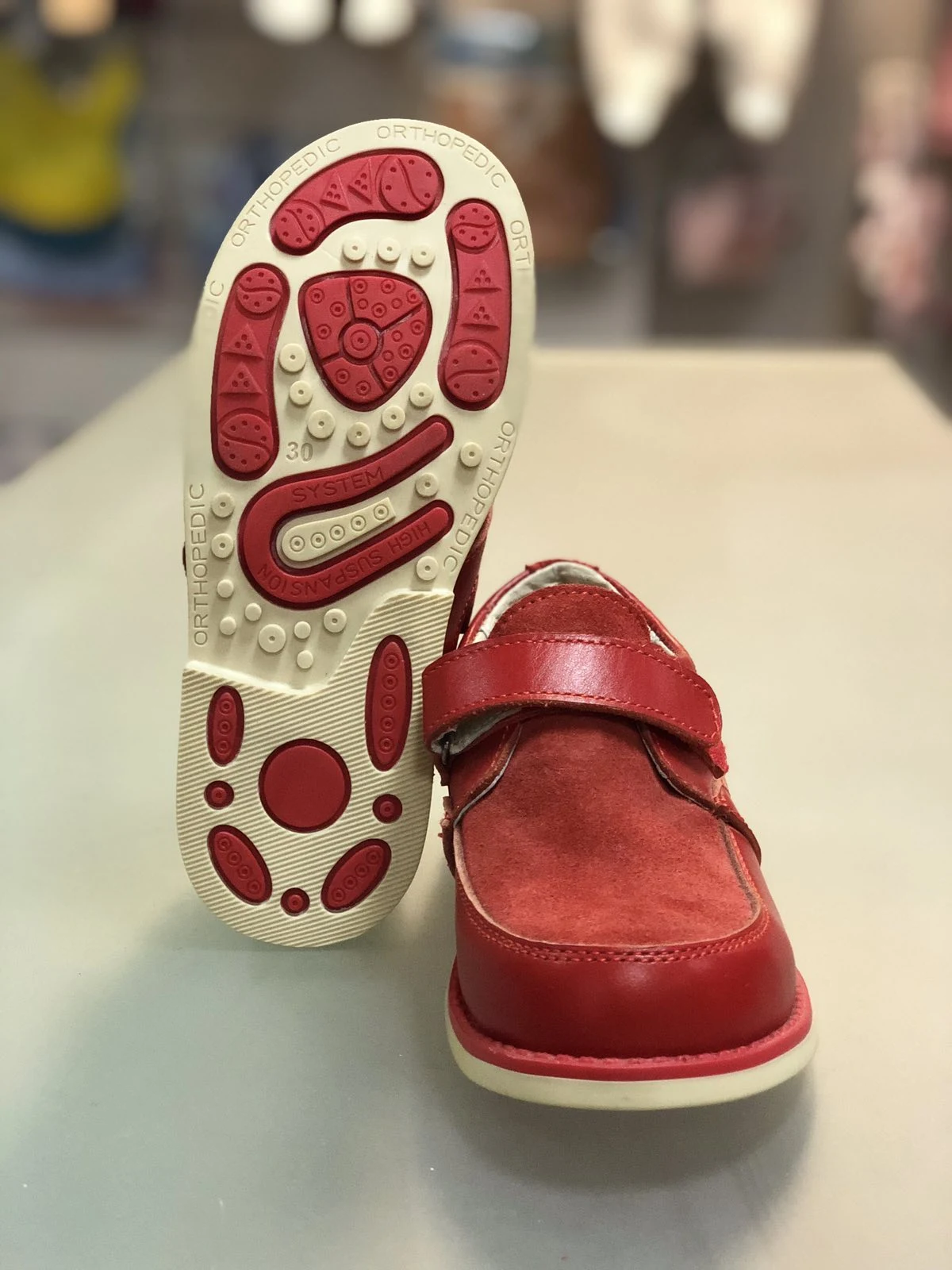 Туфлі для дівчинки Jordan 5012 червоний