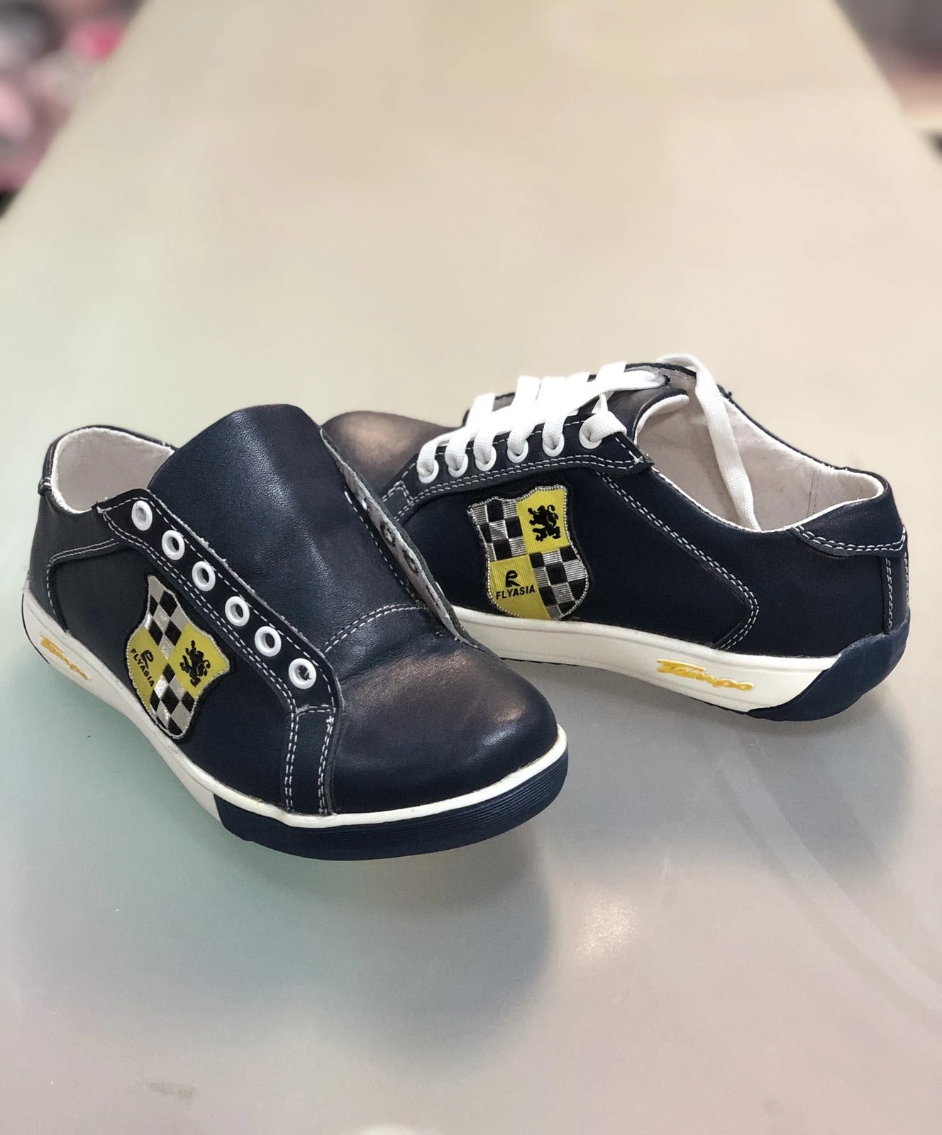 Shoes for the boy KP103 TM Men's Style