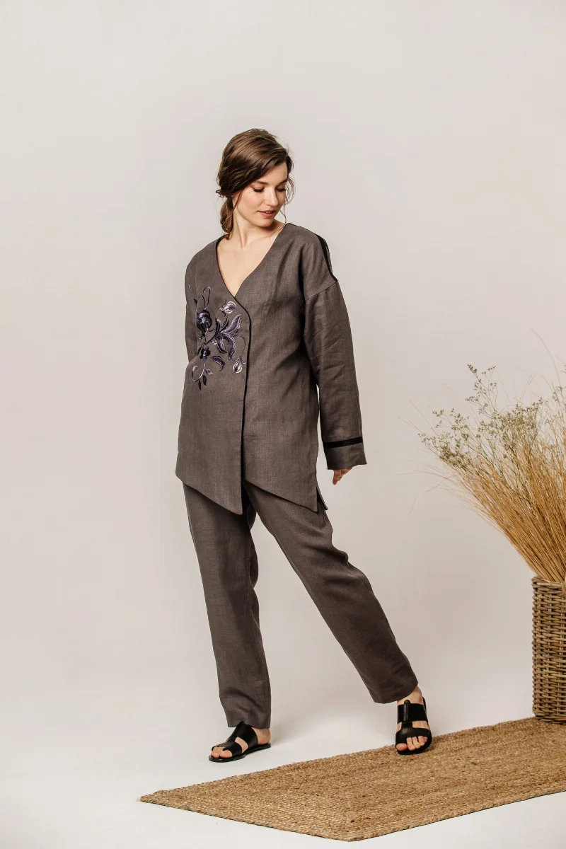 Embroidery suit HB gray V