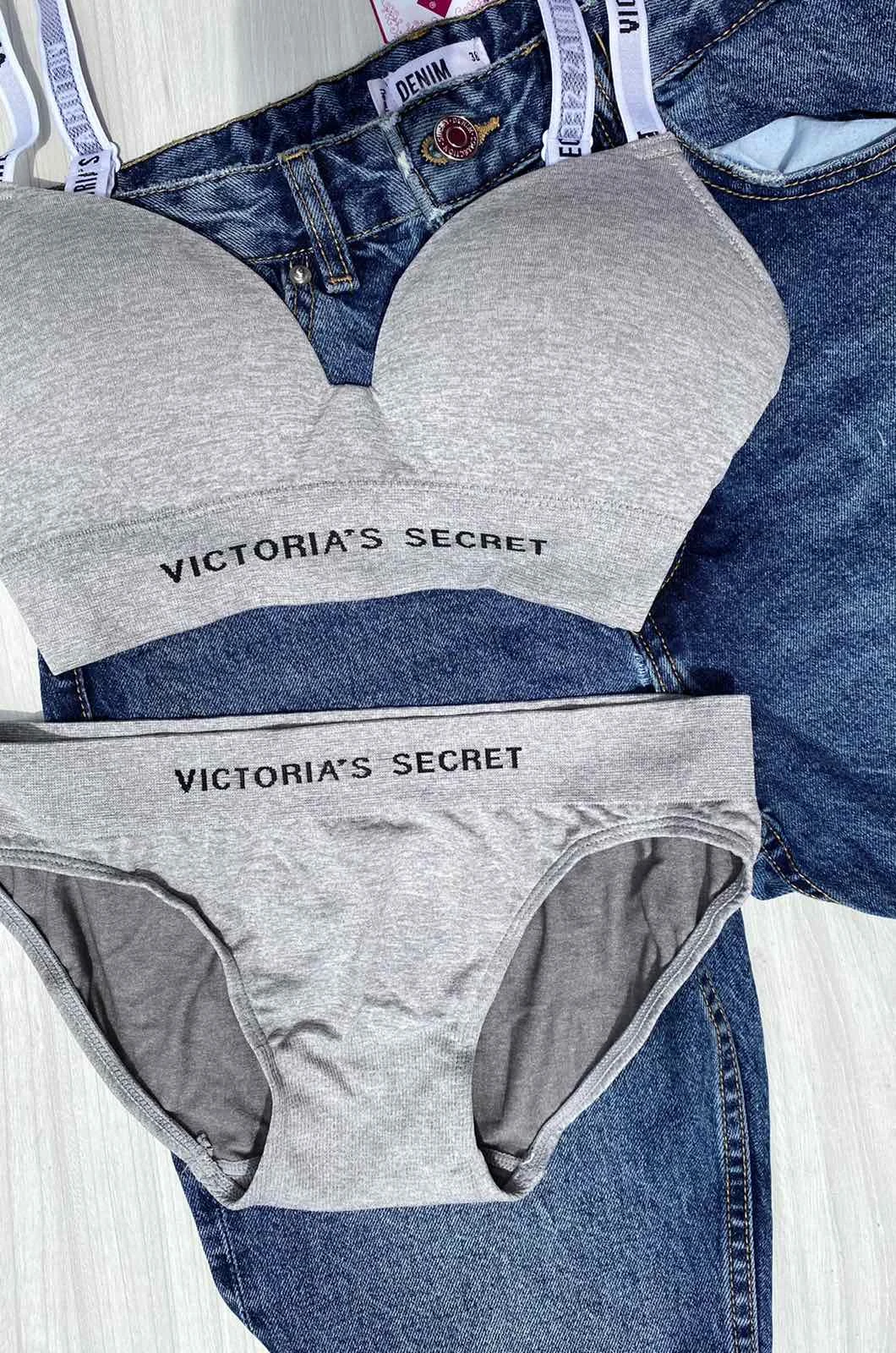 Спортивний комплект Victoria's Secret меланж