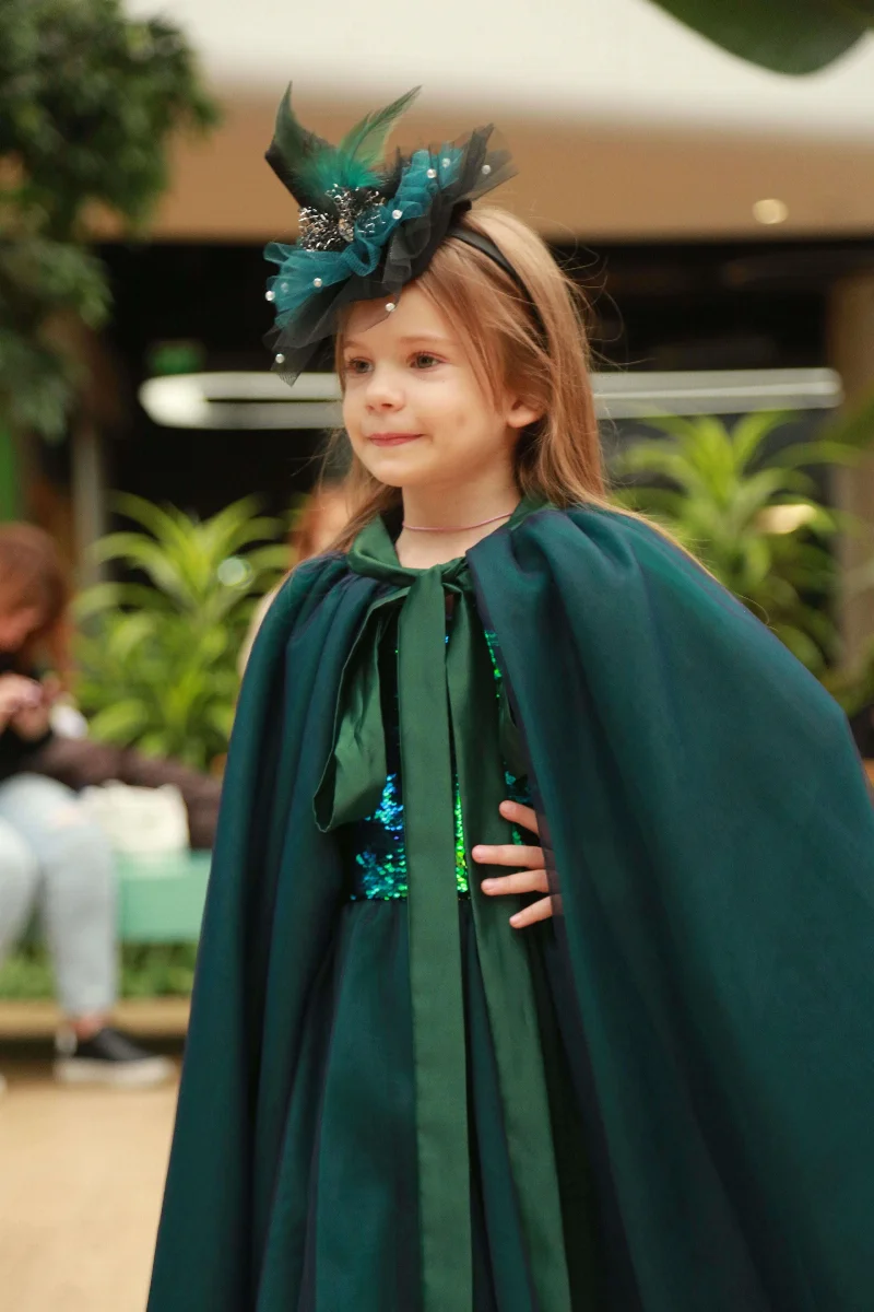 Emerald Glow Witch Costume