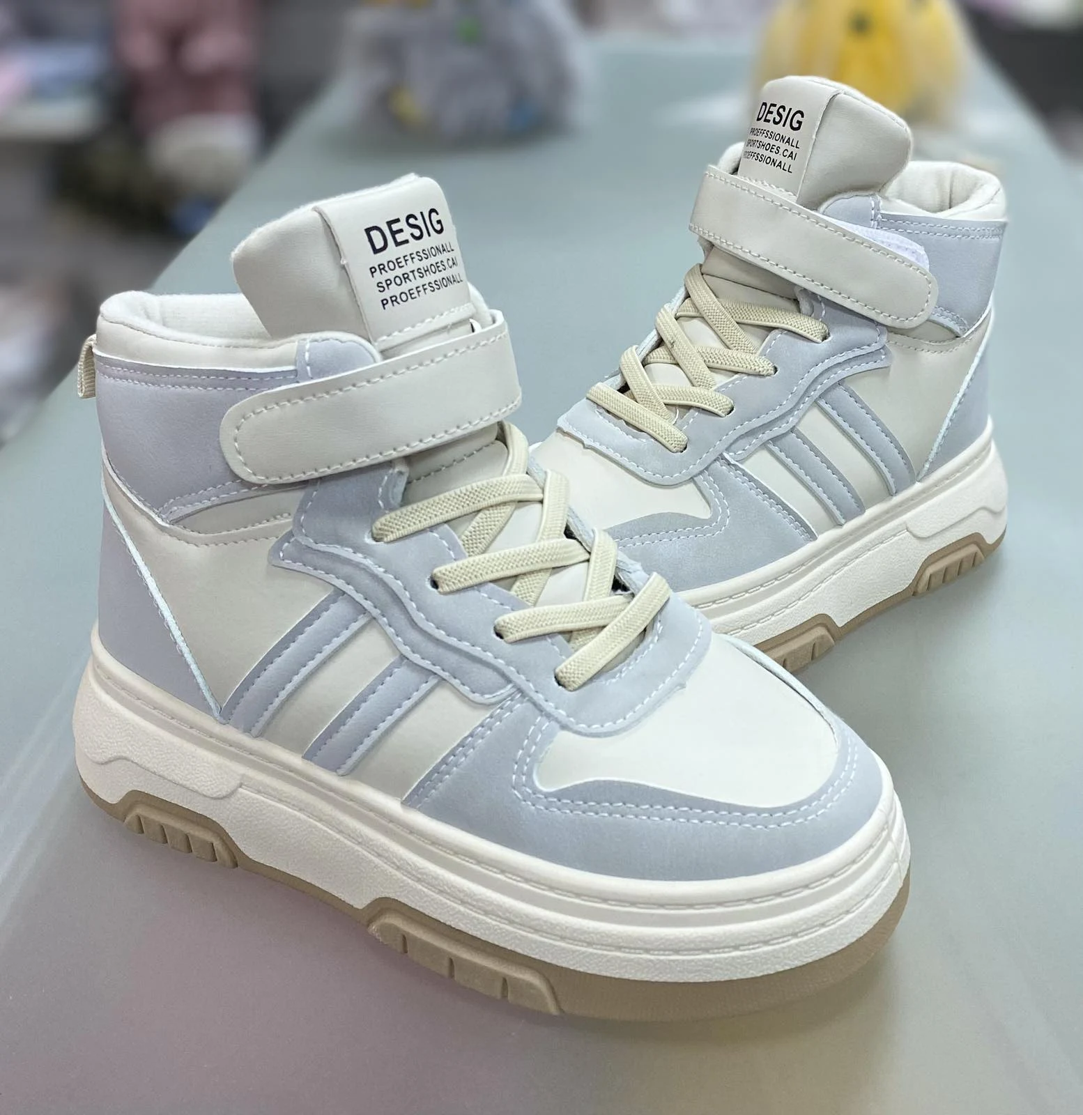 Черевики бежеві B960-4
