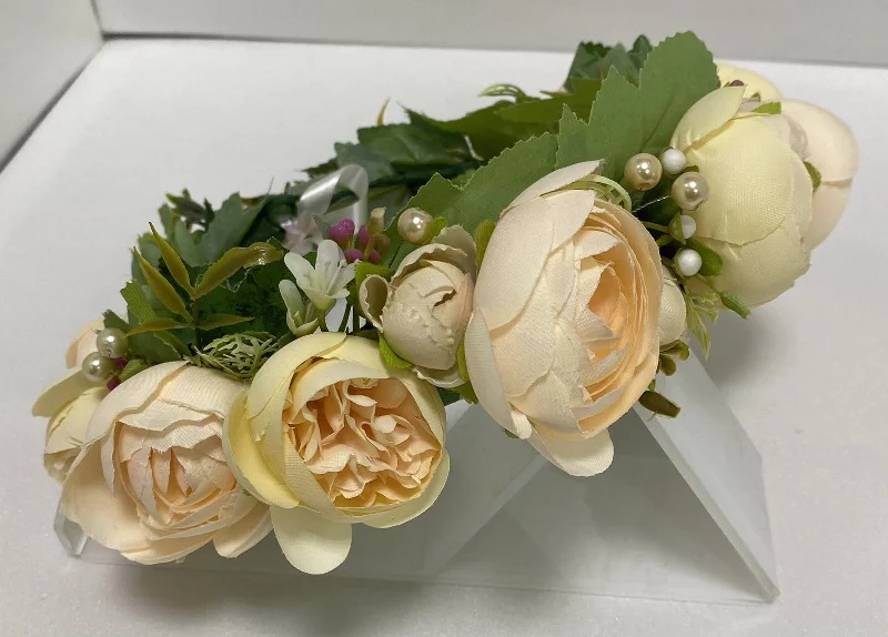 Handmade hoop 021 Peach peonies