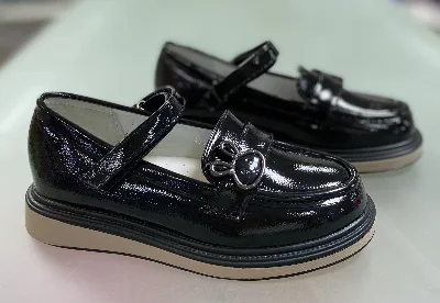 Black school shoes W72-6