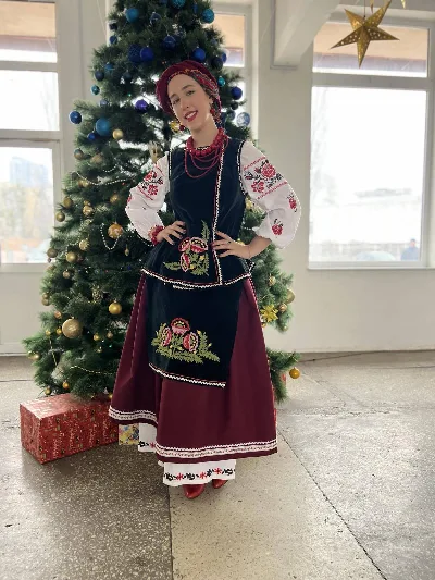 Ukrainian Hostess Carnival Costume 20