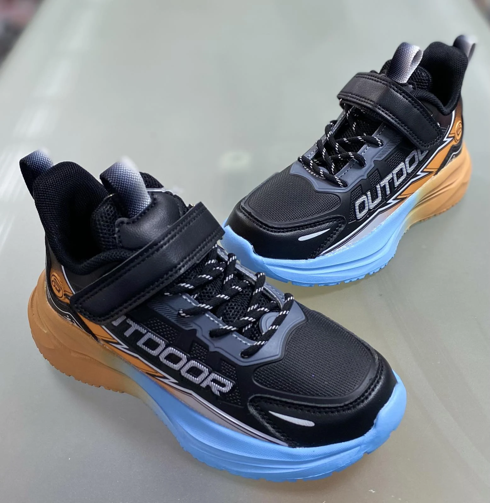 Кросівки LC81 black/orange