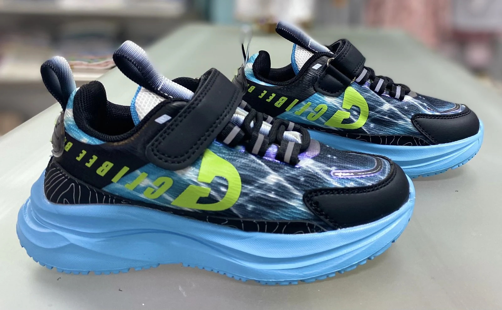 Кросівки LC-12 black/blue