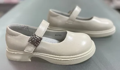 Ivory School Shoes B5700P