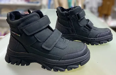 XD134 black mid-season boots