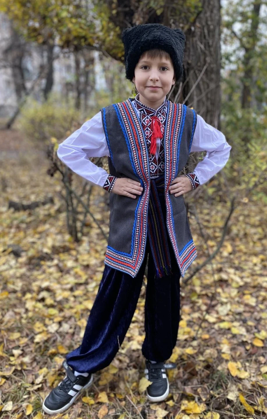 Костюм Гуцул Колядник Андрій українець Козак