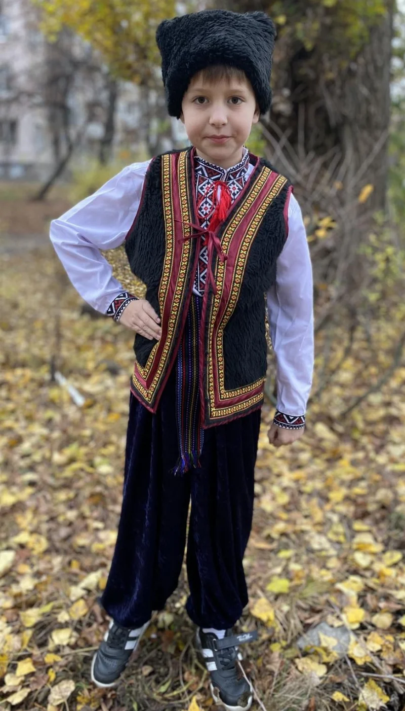 Костюм Колядник Гуцул Миколай українець Козак