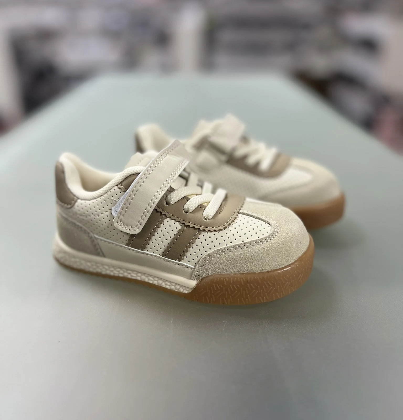 Кросівки beige 719-5