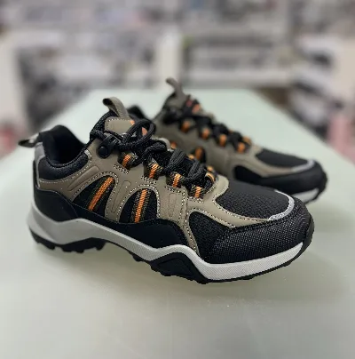 Black-orange sneakers ED358