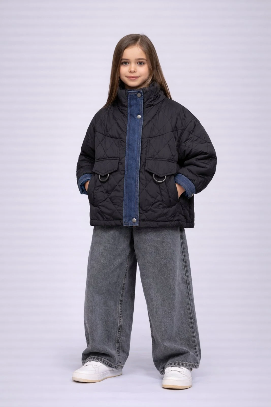 Куртка демісезонна чорна.1913