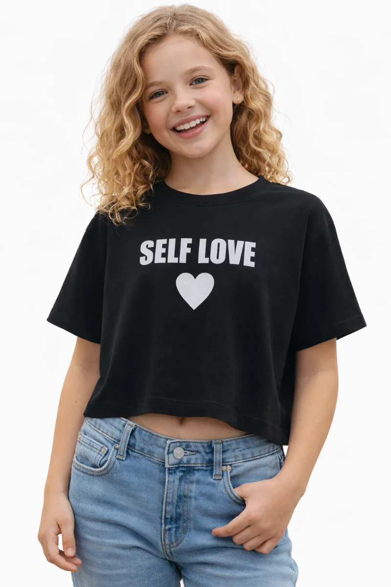 Футболка чорна Self love
