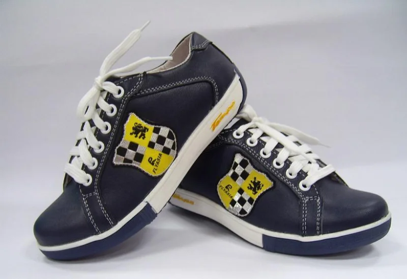 Shoes for the boy KP103 TM Men's Style