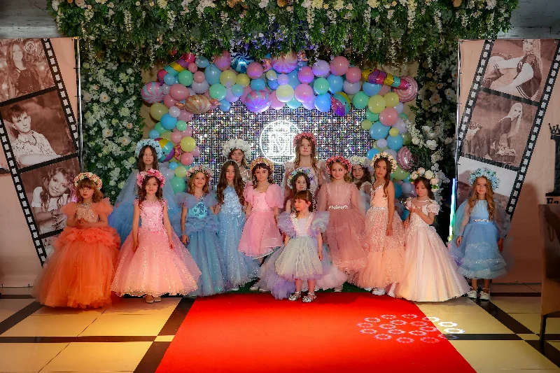 Sonechko Children’s Fashion Show: Ball Gowns and Handmade Floral Wreaths ✨