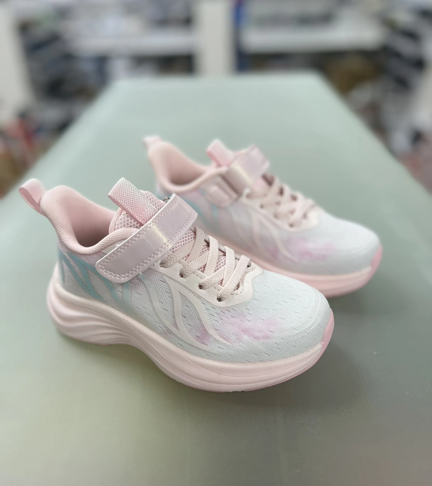 Кросівки pink LC3312-2