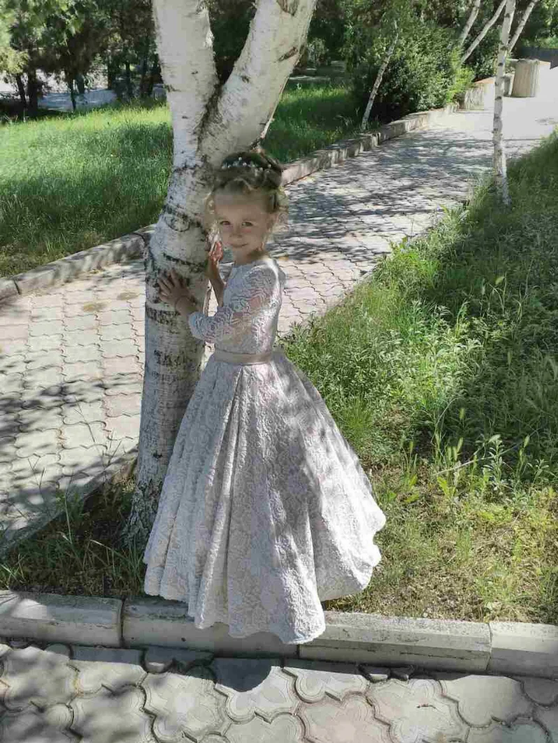 Святкове плаття для дівчинки 9720