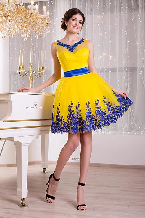 Вечірня сукня V8702