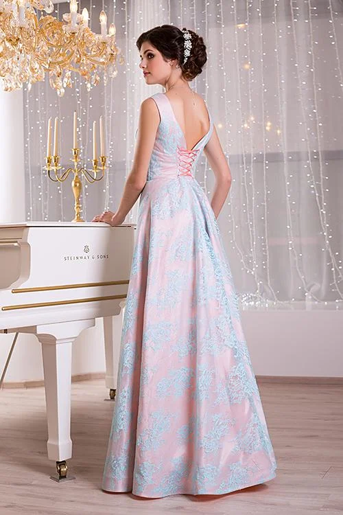 Вечірня сукня V8747
