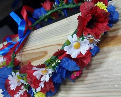 Карнавальний вінок для дівчинки Маки - Васильки (український)