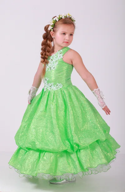 Rental Elegant dress for girls Tiffany light green