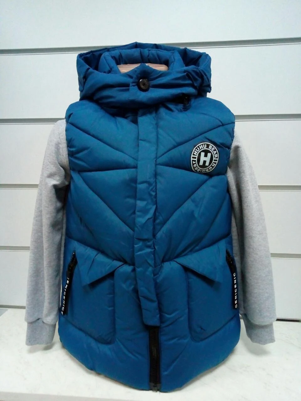 Vest for a boy on synthetic winterizer 1811