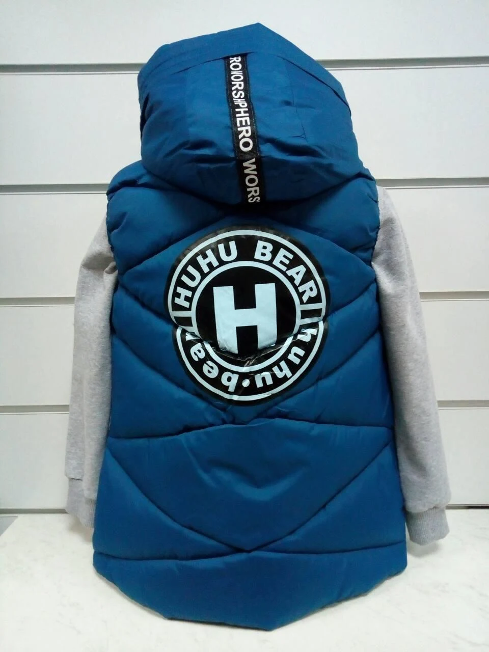 Vest for a boy on synthetic winterizer 1811