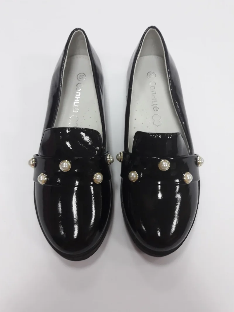 Shoes for girls lacquered black XS18-13 Sun