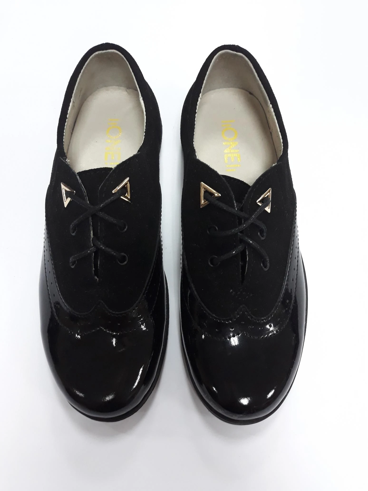 Shoes for girls black 3L12