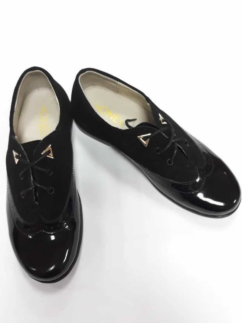 Shoes for girls black 3L12
