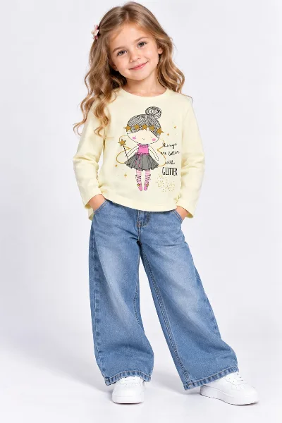 Girls' milk-colored sweatshirt 114130 SMIL