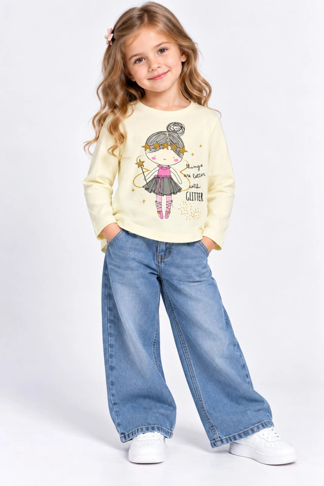 Girls' milk-colored sweatshirt 114130 SMIL