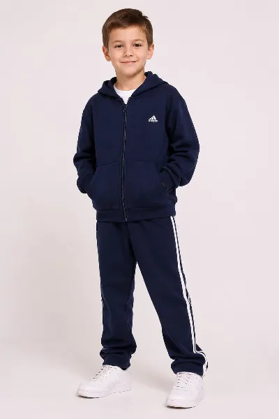 Sports set 79-32 Ukraine