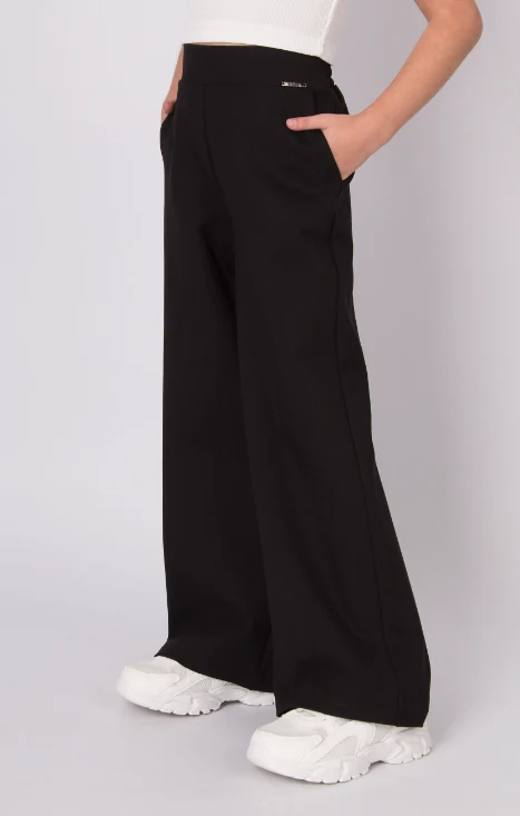 D 5772.02 Mevis Trousers
